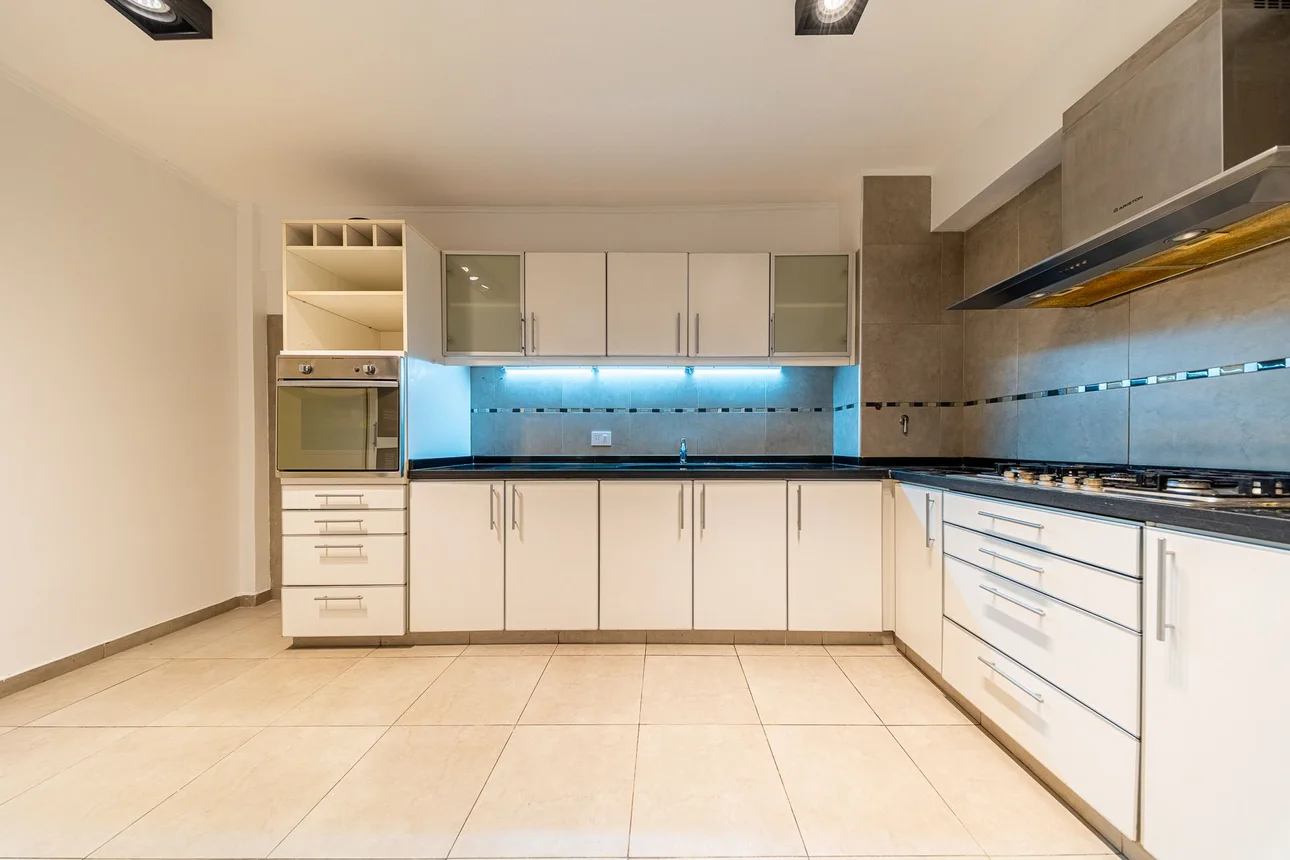 Venta departamento 2 dormitorios 3 baños 100 m2, foto 4