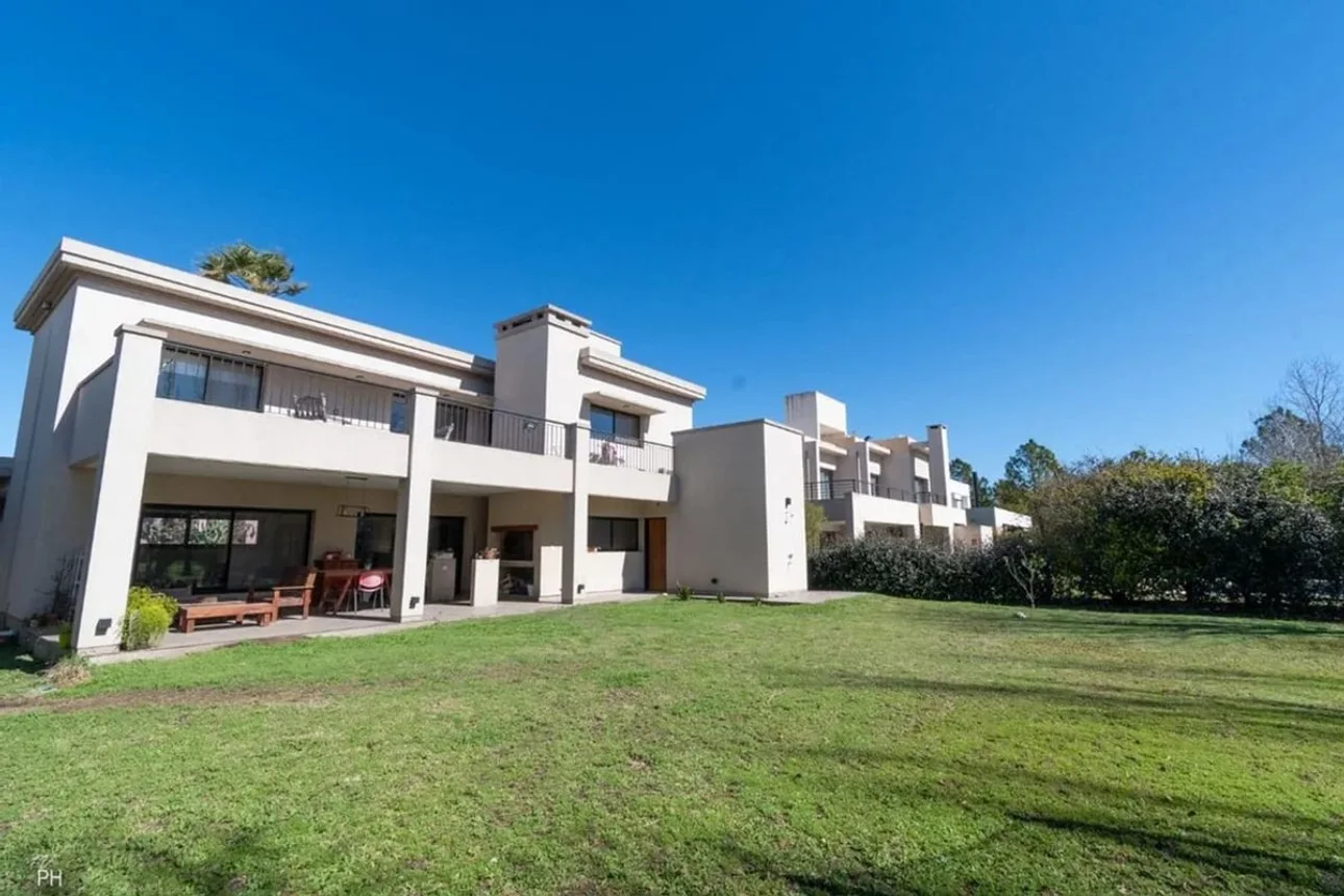 Casa en venta en Funes, foto 4