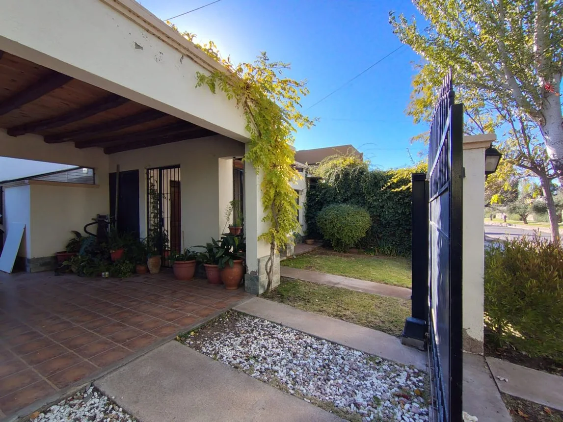 Casa en venta en Luján de Cuyo, foto 3
