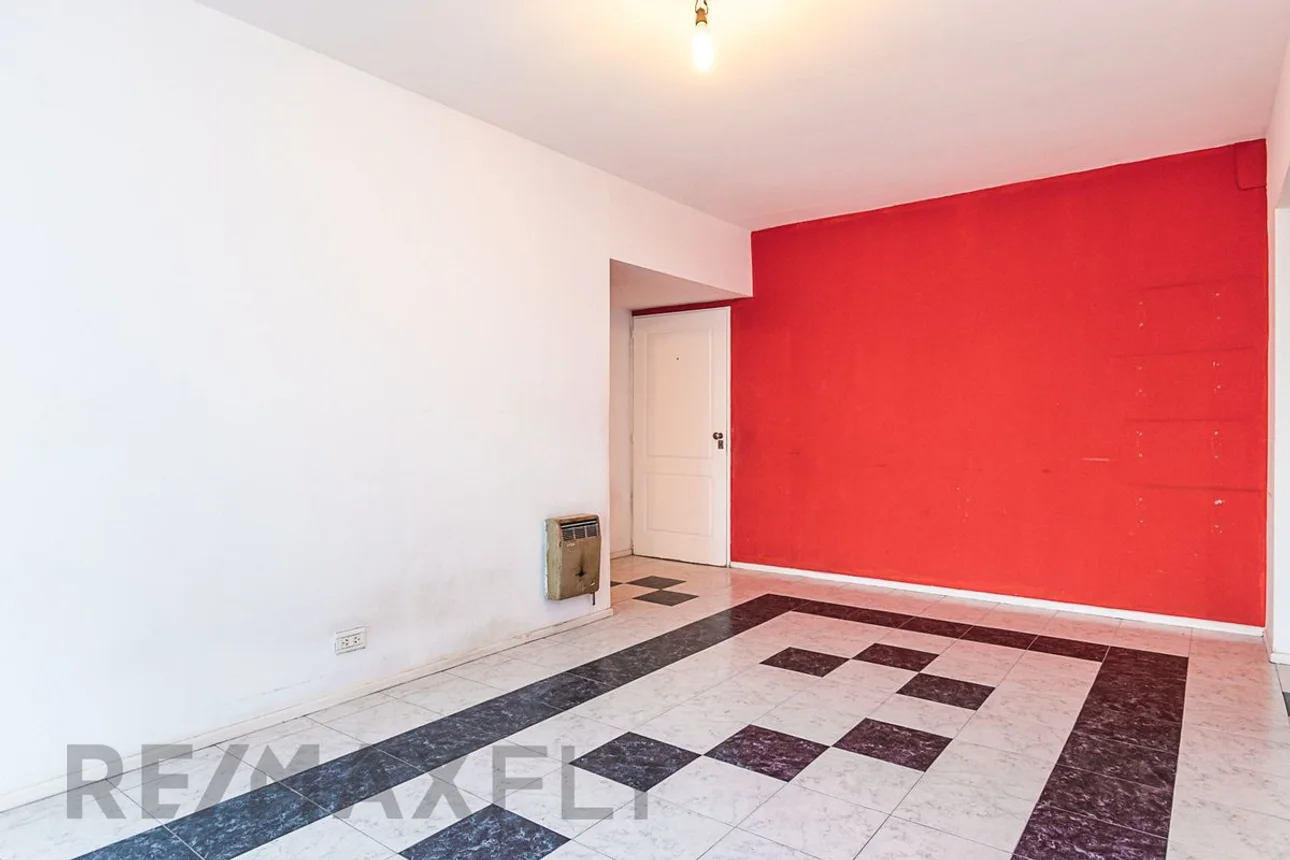 Departamento de 2 ambientes en venta en Liniers, Amadeo Jacques 7000