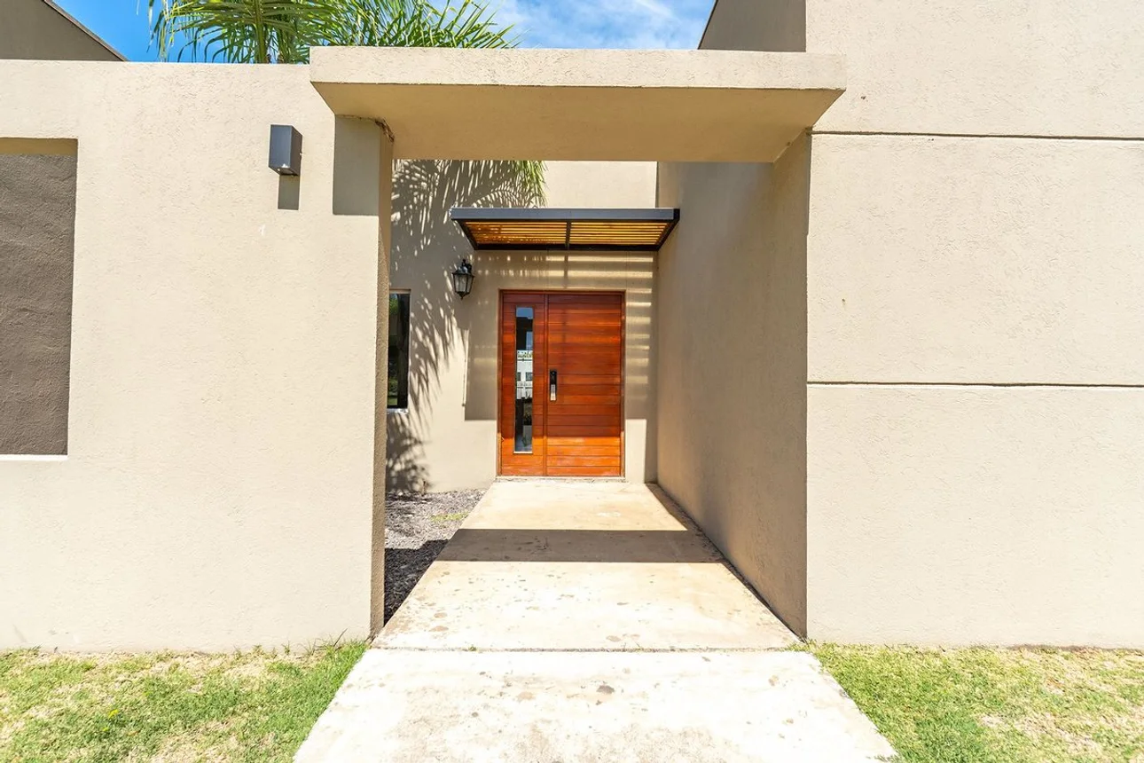 Casa en venta en Belén de Escobar, foto 2