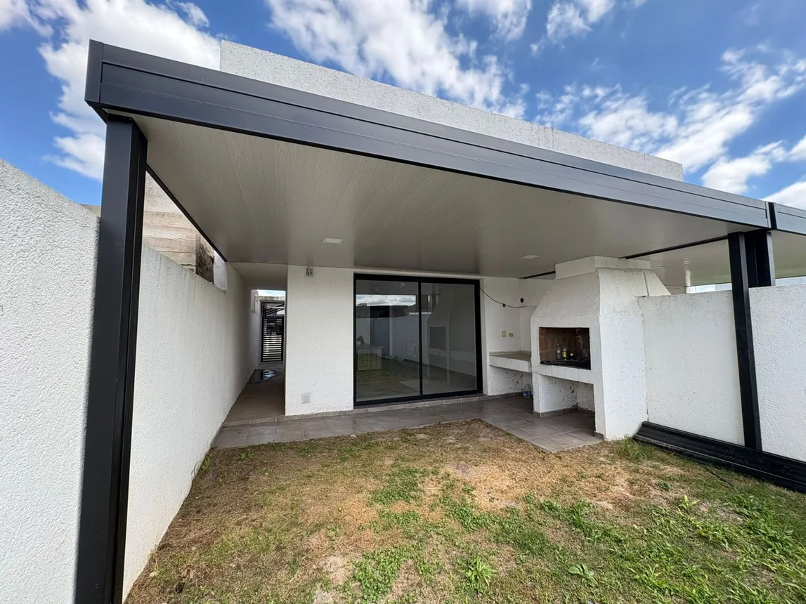 Casa dúplex de 5 ambientes en alquiler en Córdoba, Mza 15 Lote 0, foto 4