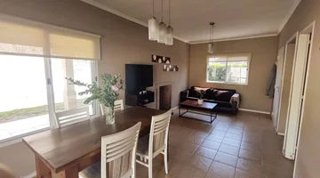 VENTA CASA 4 AMBIENTES CON JARDÍN PILAR MONTECARLO