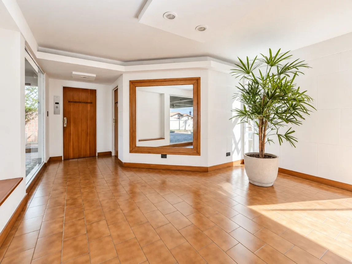 Piso de 5 ambientes en venta en La Lucila, Rioja 3800, foto 2