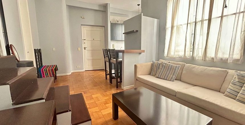 VENTA - 2 AMB LUMINOSO - RECOLETA