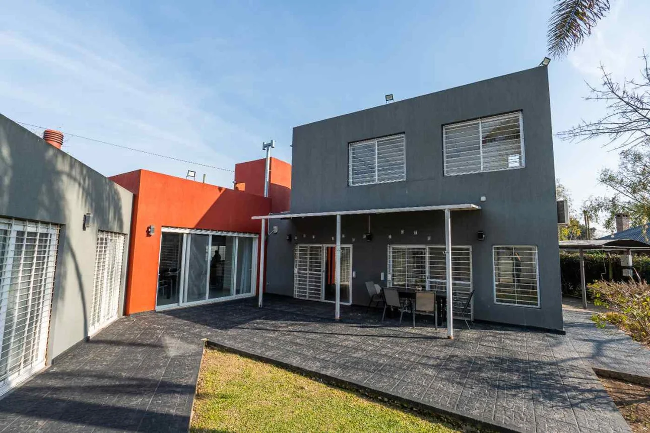 Casa de 4 ambientes en venta en Hudson, Calle 161 6400