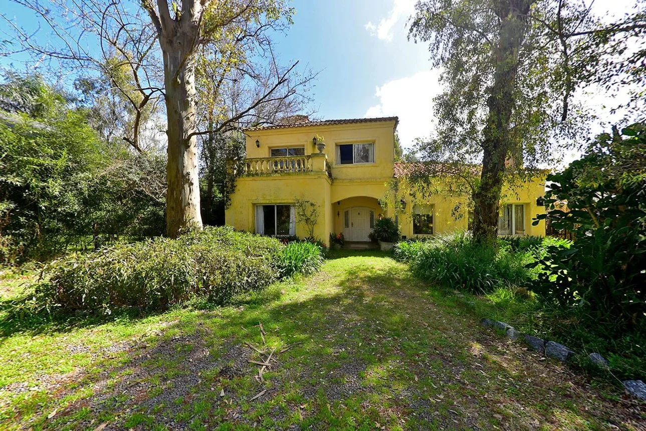Casa en venta en Pilar, foto 2