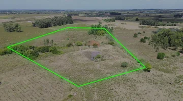 Venta campo 3 hectareas en Canelon Chico