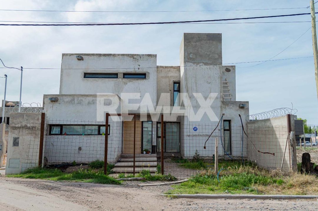 Venta - casa 2 dorm a terminar - Parques de Talero