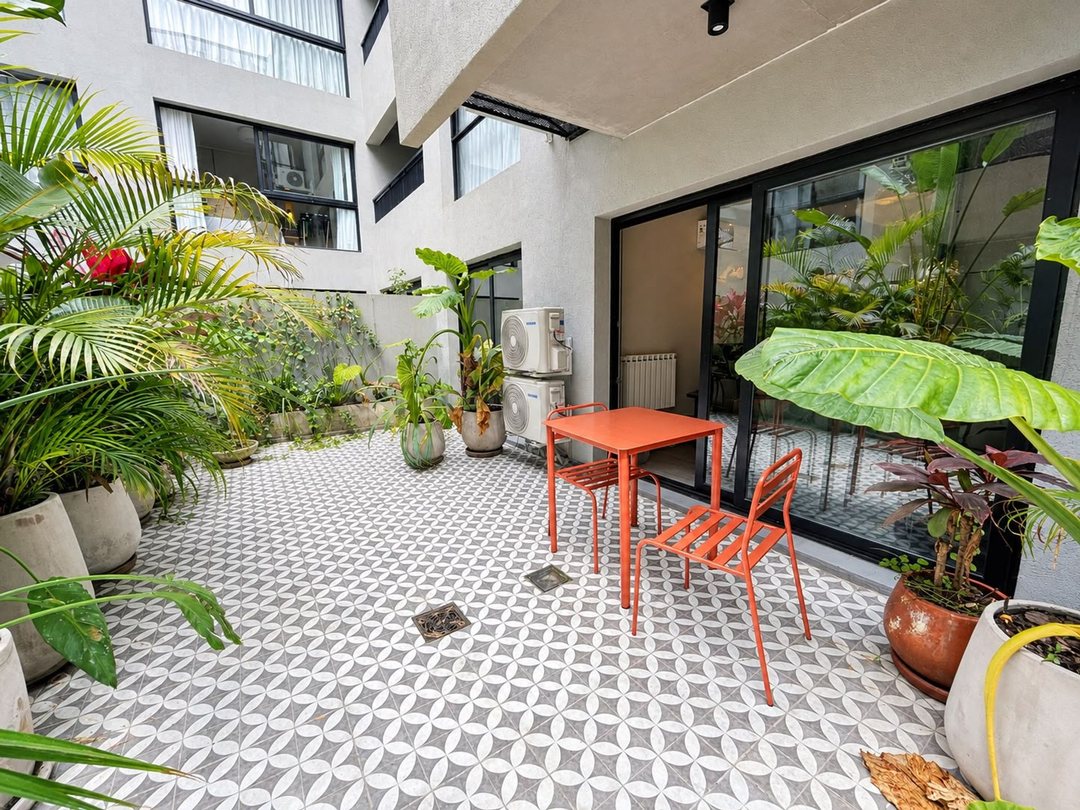 VENTA SAN TELMO 2 AMBIENTES CON PATIO APTO CRED