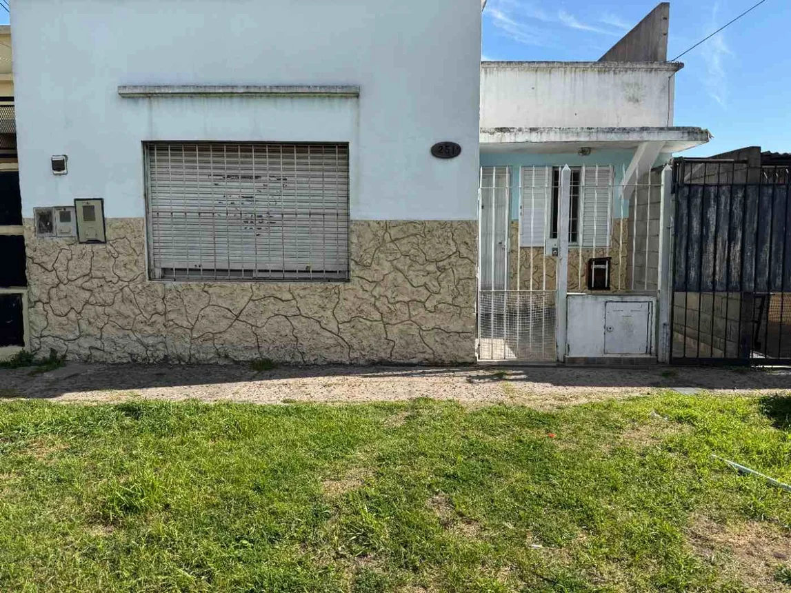 PH en venta en Llavallol, Duhalde 200