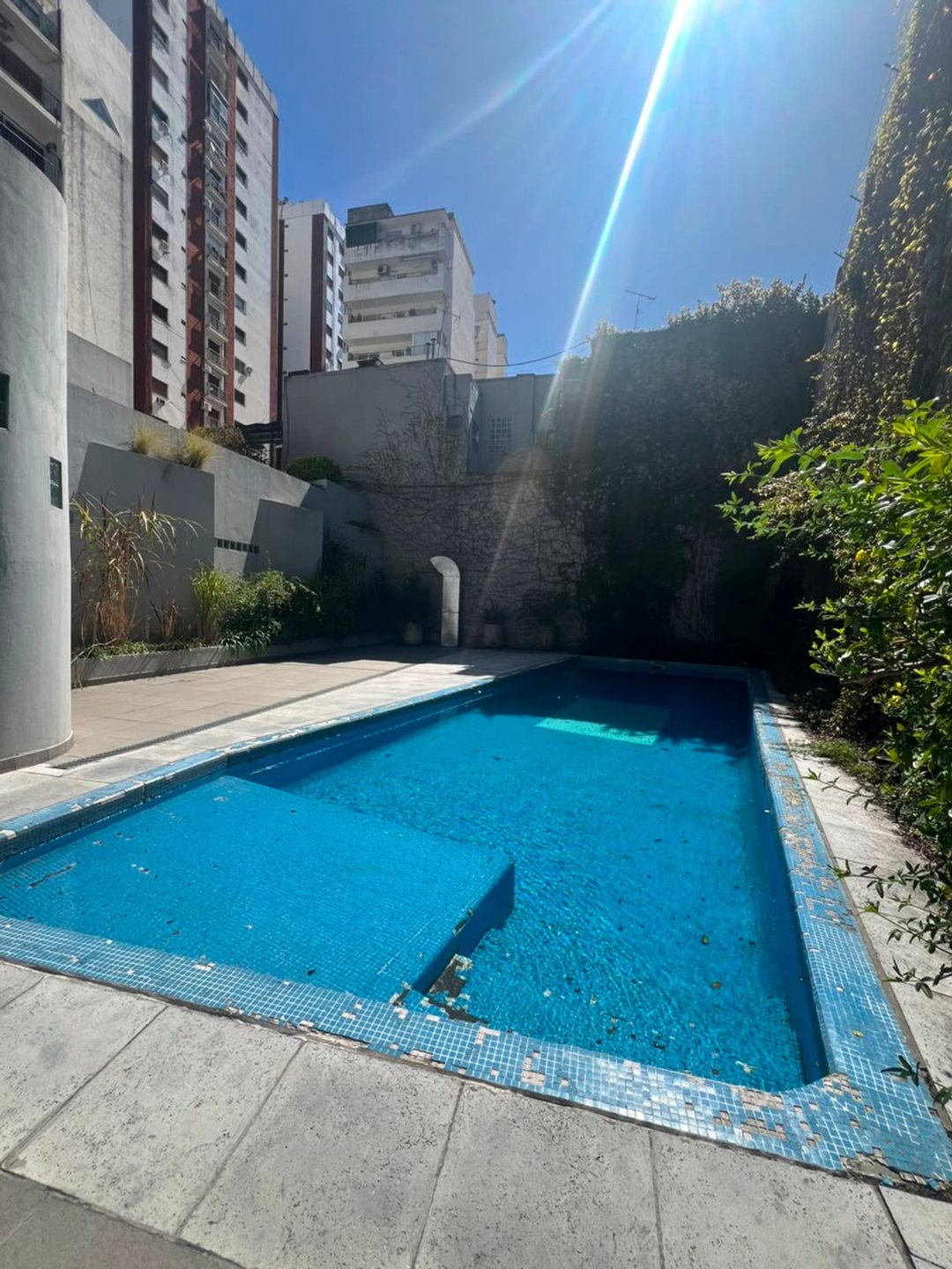 DEPARTAMENTO 2 AMBIENTES VENTA FLORES COCHERA