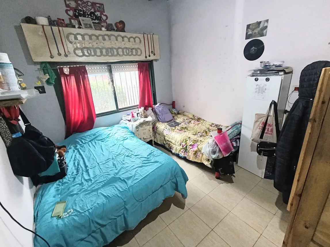 Casa en venta en Burzaco, foto 3
