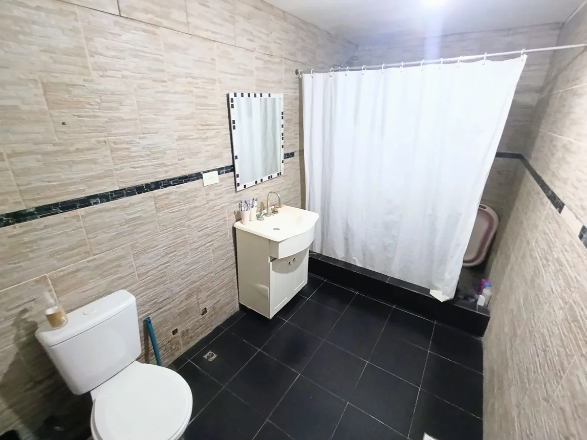 Casa en venta en Burzaco, foto 5