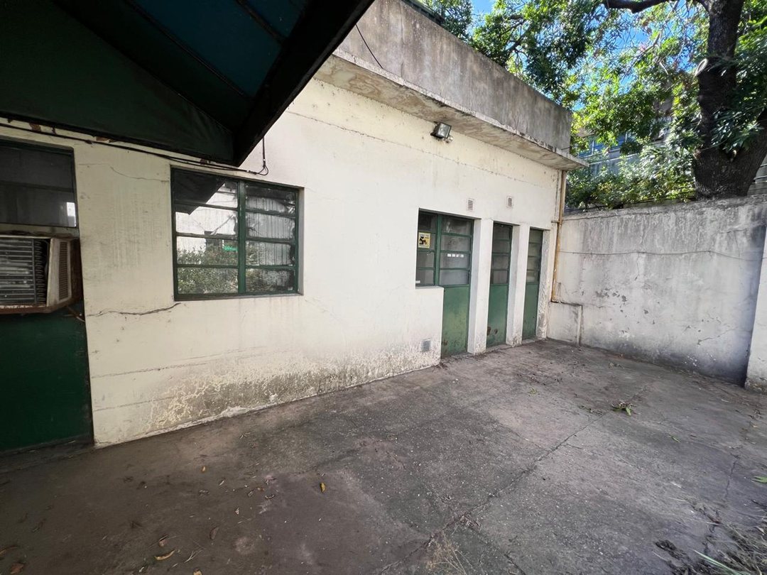 VENTA GALPON MUNRO A RECICLAR TECHO DE LOSA