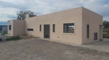 VENTA CASA EN CONSTRUCCION. B° PRIVADO.SANTA LUCIA