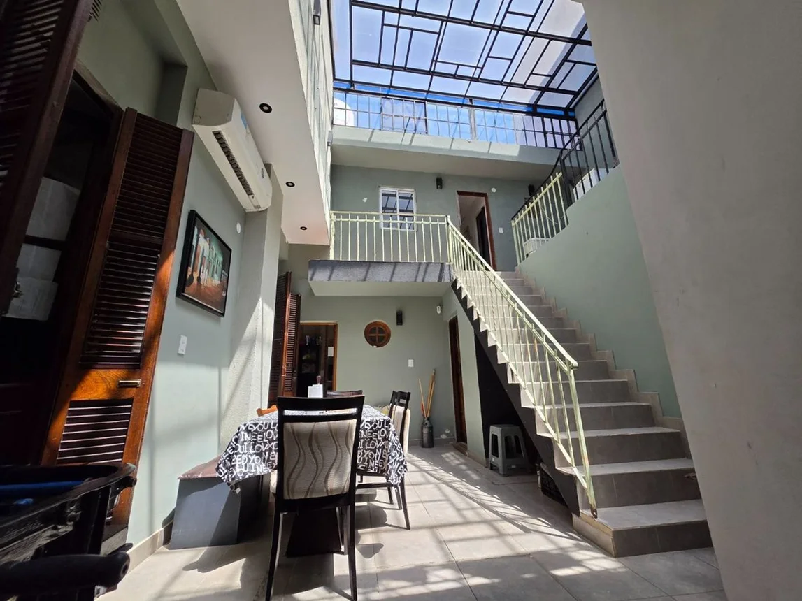 Casa de 5 ambientes en venta en Parque Patricios, Pasaje Guarani 200