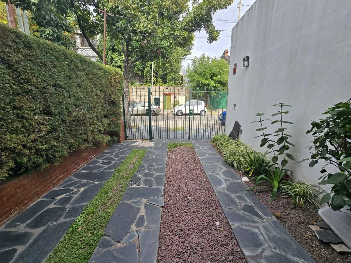 Casa dúplex de 3 ambientes en venta en Quilmes, Roque Sáenz Peña 1000, foto 5
