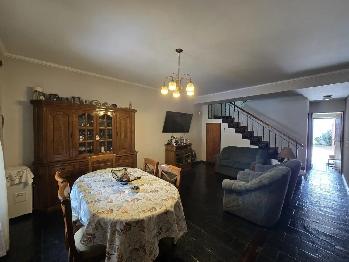 Casa dúplex de 3 ambientes en venta en Quilmes, Roque Sáenz Peña 1000, foto 3
