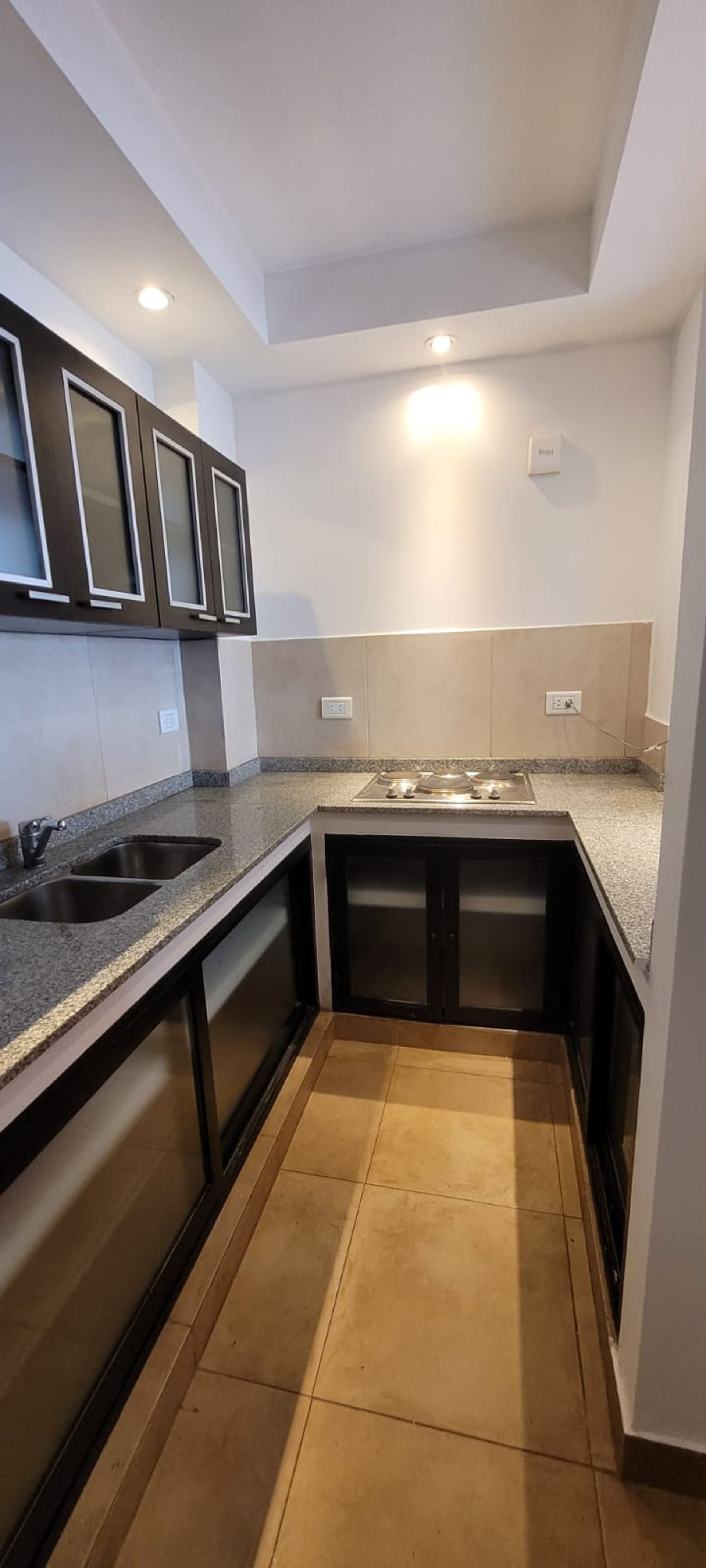 DEPARAMENTO AMPLIO EN VENTA ESPAÑA 1700 1 DORM - foto 4