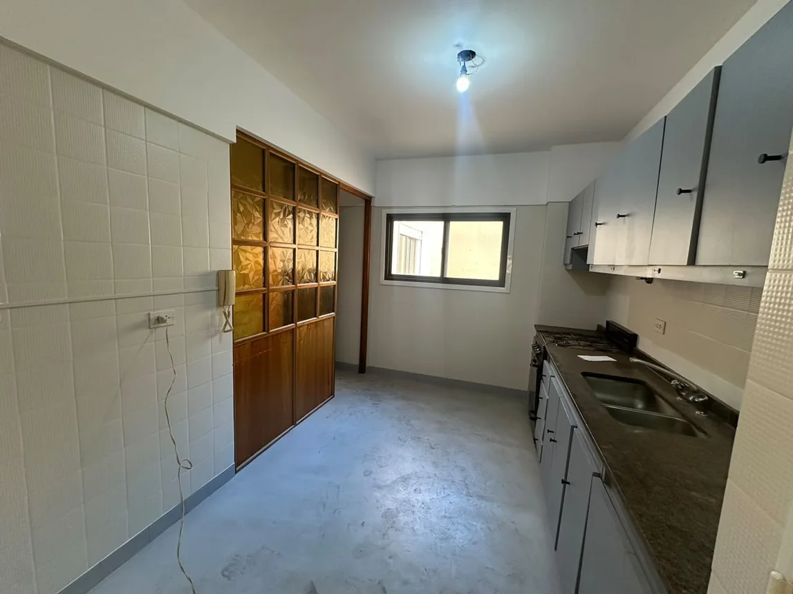 Departamento de 4 ambientes en venta en Liniers, Montiel 100, foto 2