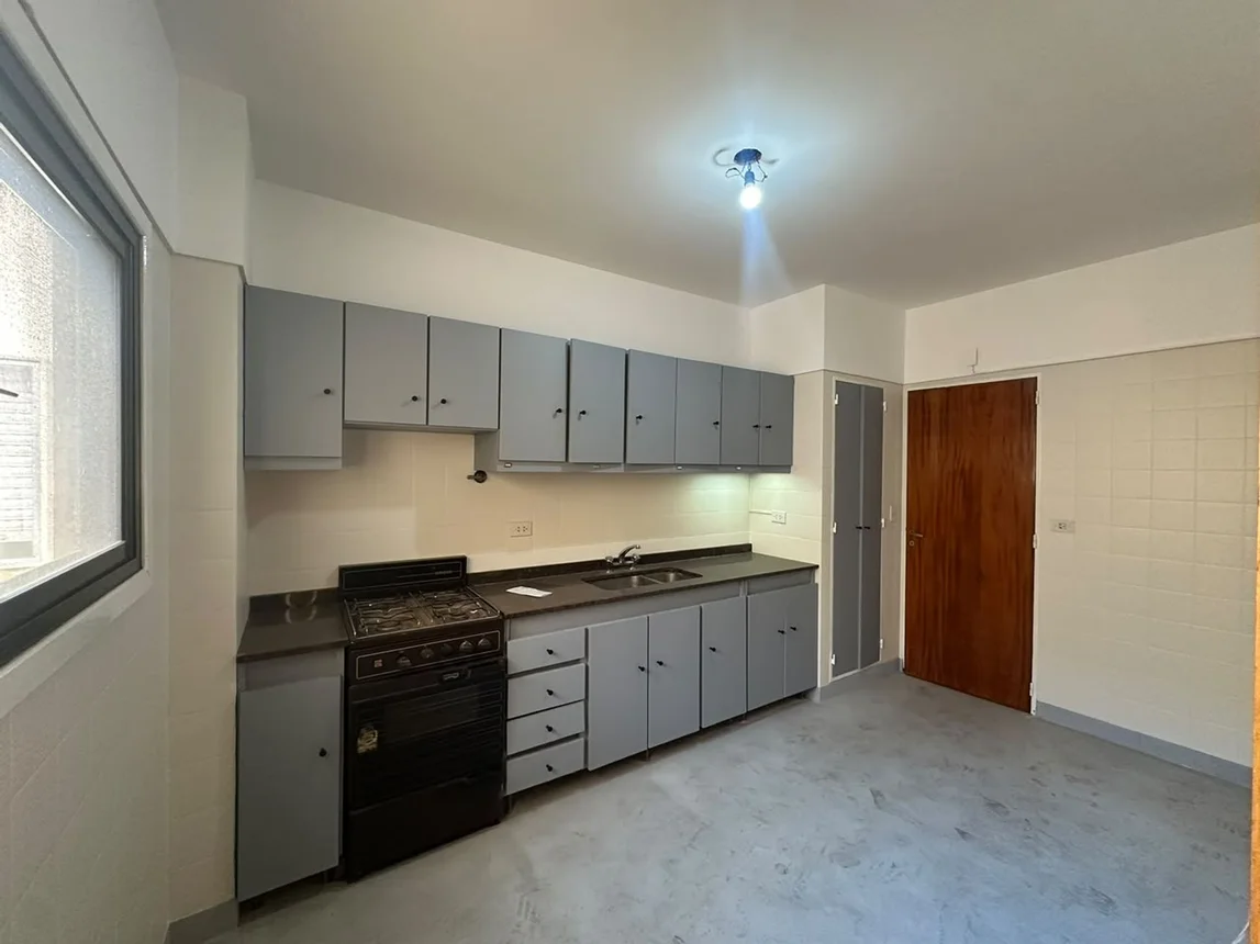 Departamento de 4 ambientes en venta en Liniers, Montiel 100, foto 3
