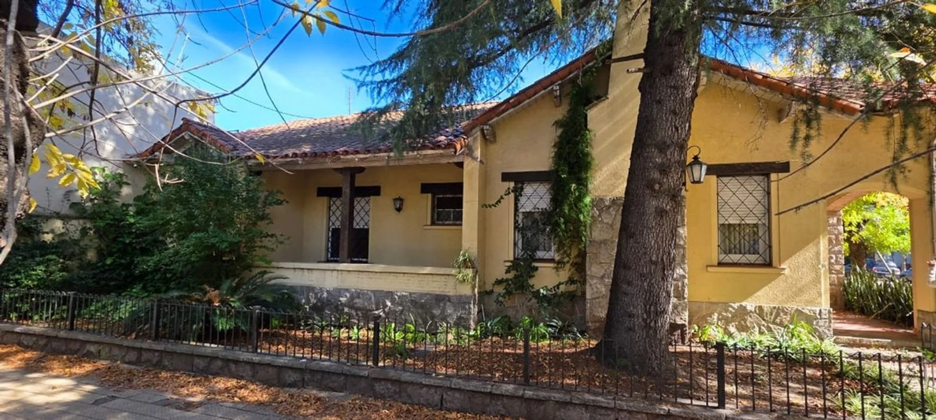 Casa en venta en Ituzaingó, foto 2
