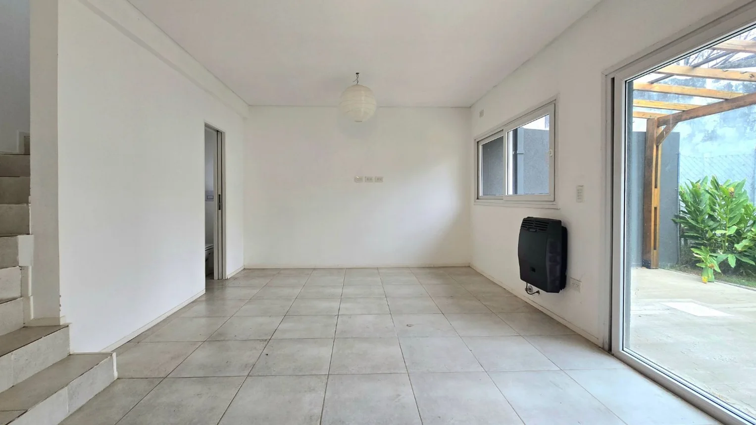 Casa dúplex de 3 ambientes en venta en Boulogne, Olazábal 400, foto 4