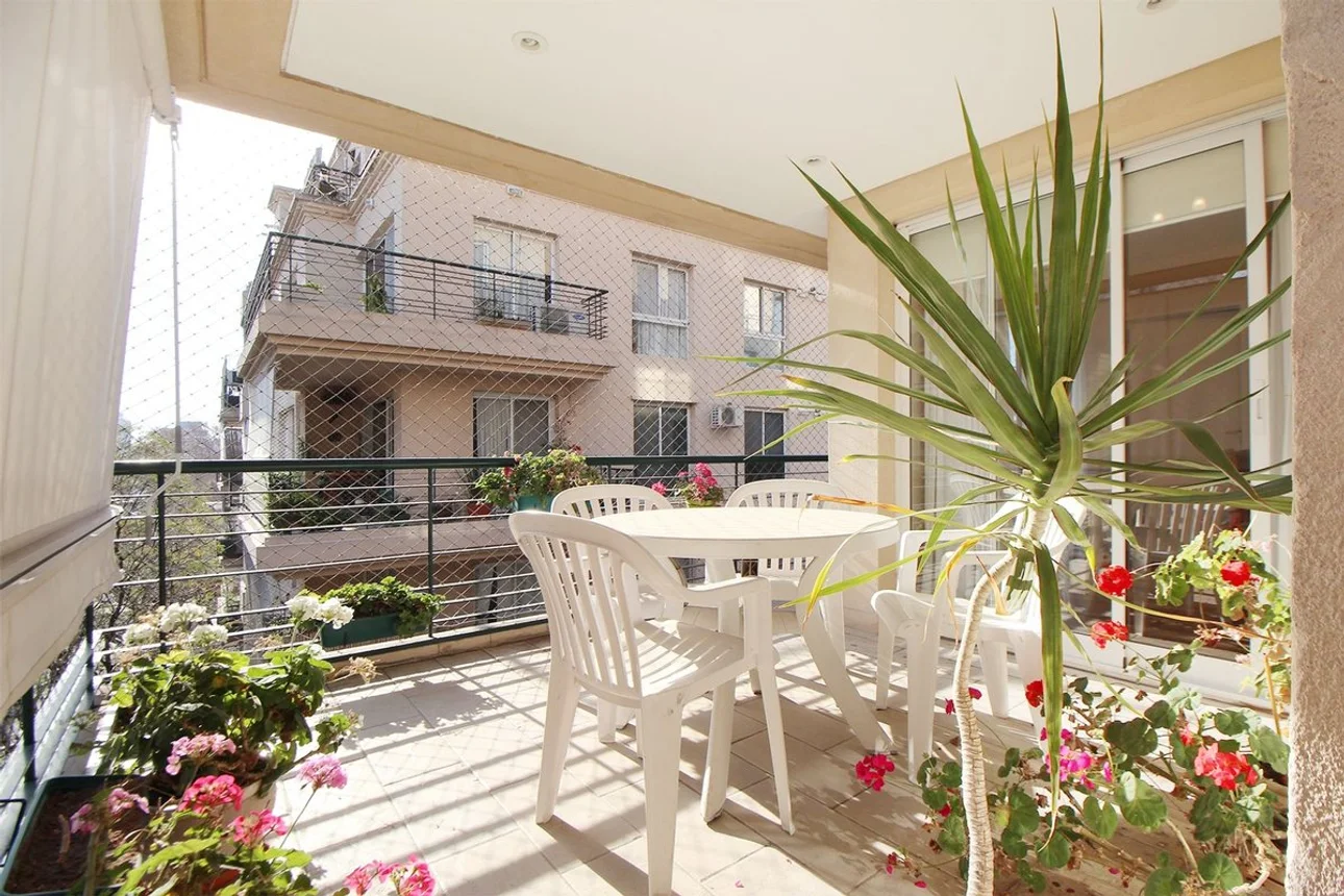 Alquiler depto 4 amb con balcon cochera en olivos, foto 4