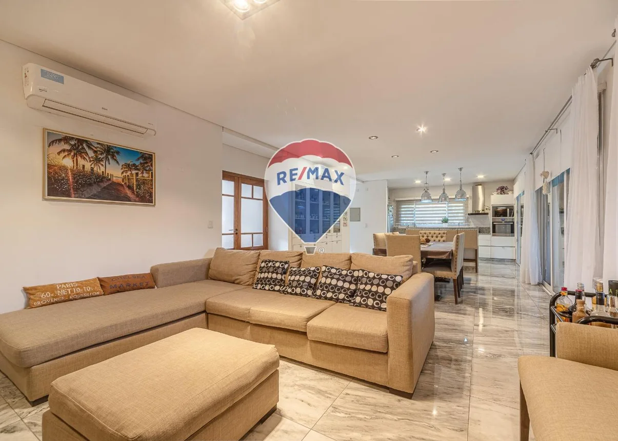 Casa en venta en Pilar, foto 3
