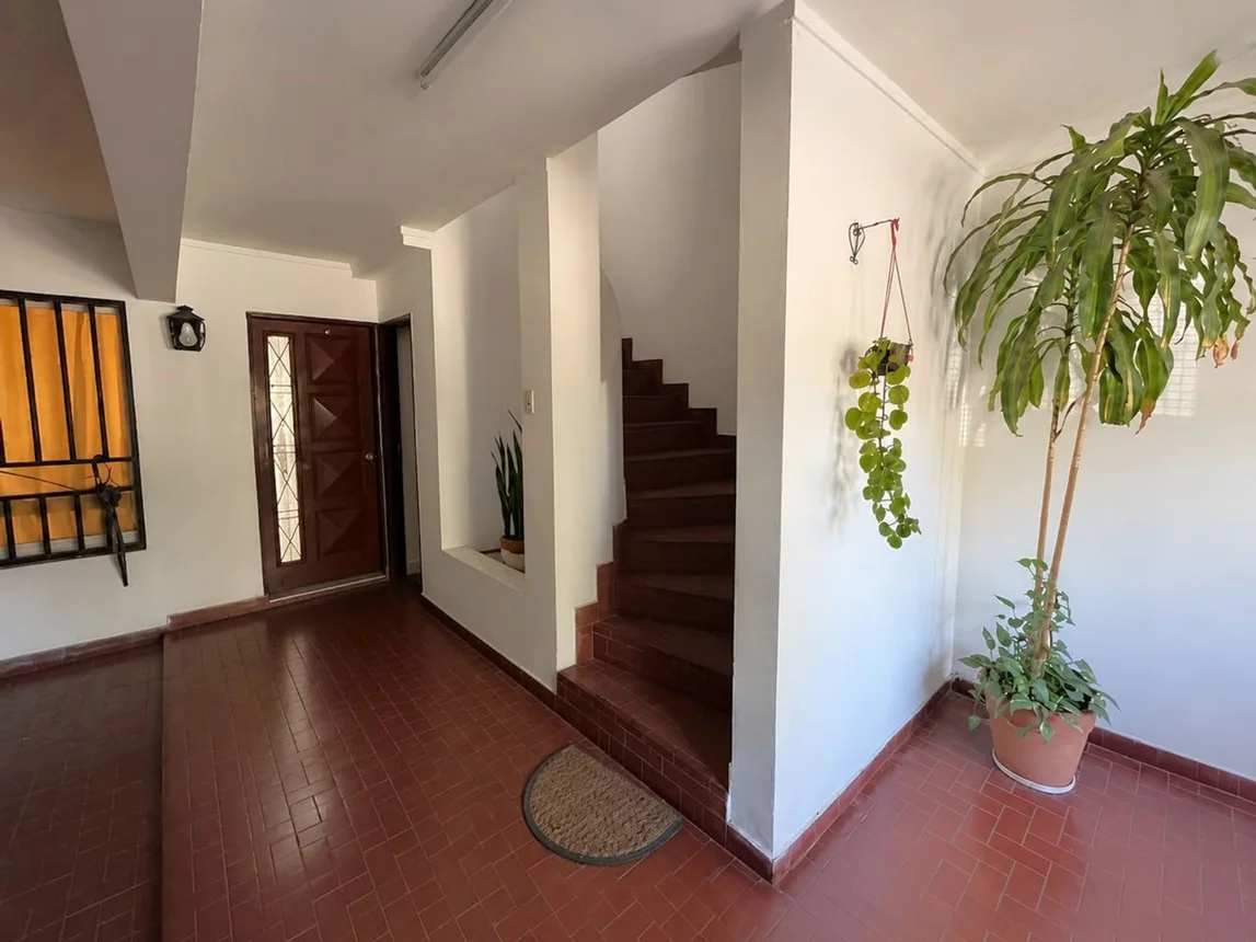 Venta dpto 2 dorm c/ cochera, foto 2