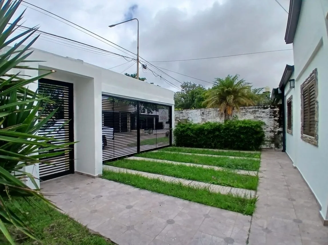Casa de 4 ambientes en venta en Corrientes, A. Ballerini Barrio Profesionales Molina Punta 0, foto 2