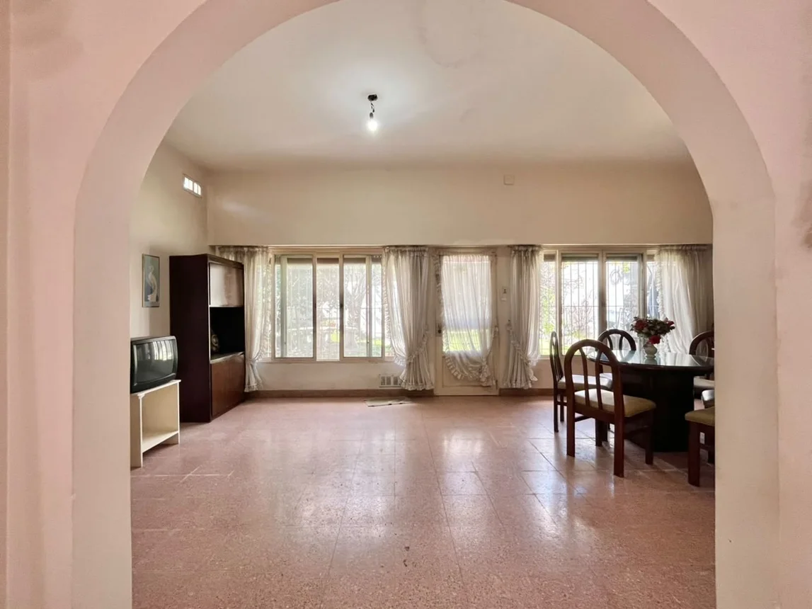 Casa de 4 ambientes en venta en Villa Urquiza, Nuñez 5400, foto 2