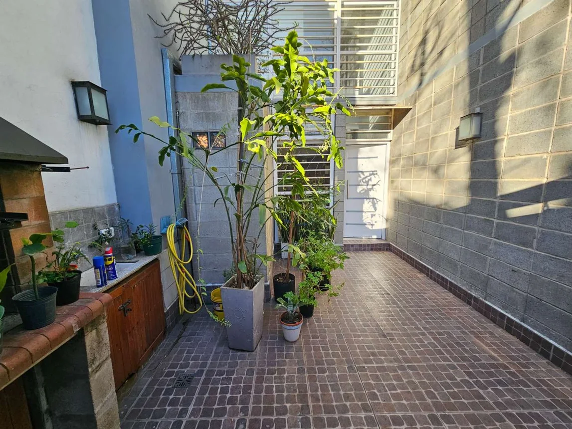 Casa tríplex de 3 ambientes en venta en Versalles, Bacacay 4800, foto 5