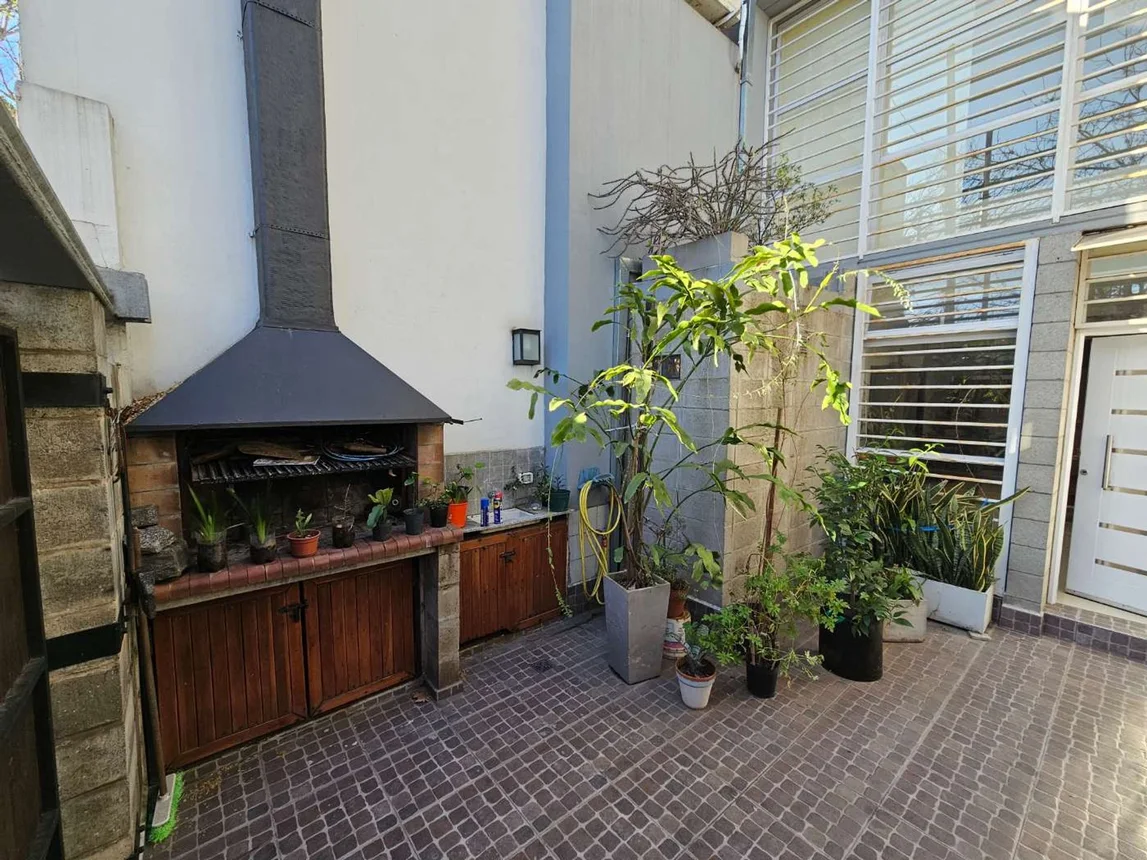 Casa tríplex de 3 ambientes en venta en Versalles, Bacacay 4800, foto 4