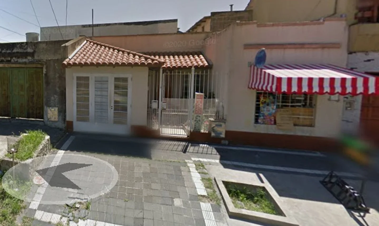Casa de 5 ambientes en venta en Gerli, Campichuelo 1700