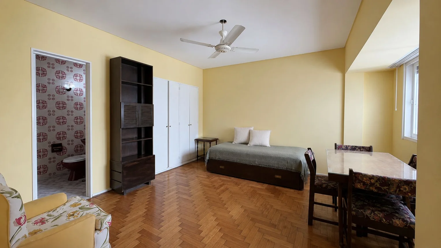 Monoambiente en alquiler en Almagro, Avenida Belgrano 3400