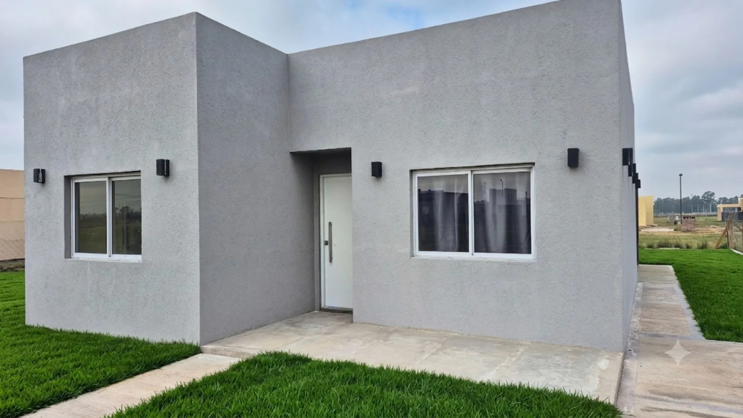 Casa de 3 ambientes en venta en Ezeiza, Nestor Kirchner 11300