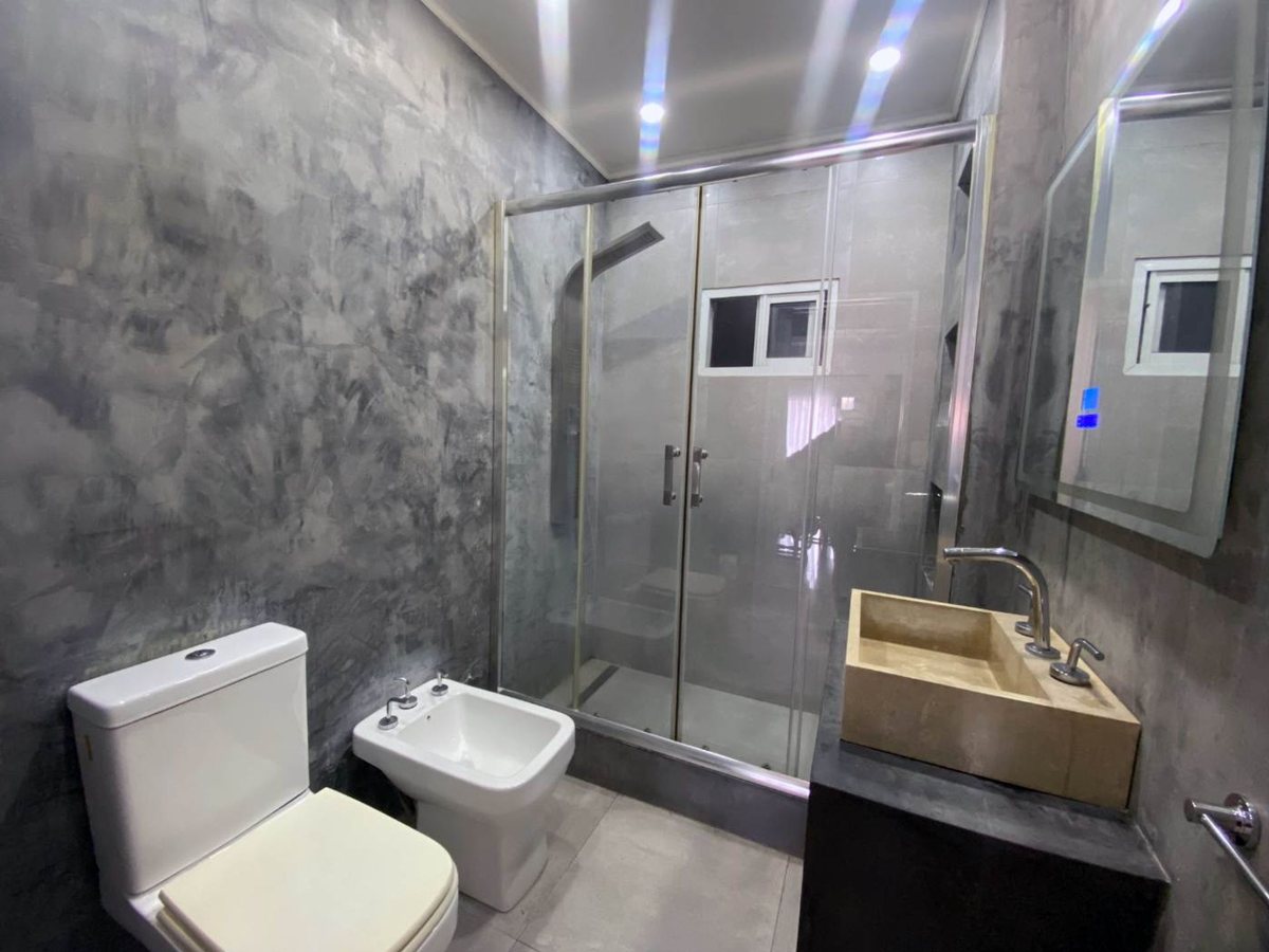 Foto 9 — CASA CON PILETA 6 AMBIENTES EN VENTA MONTE GRANDE