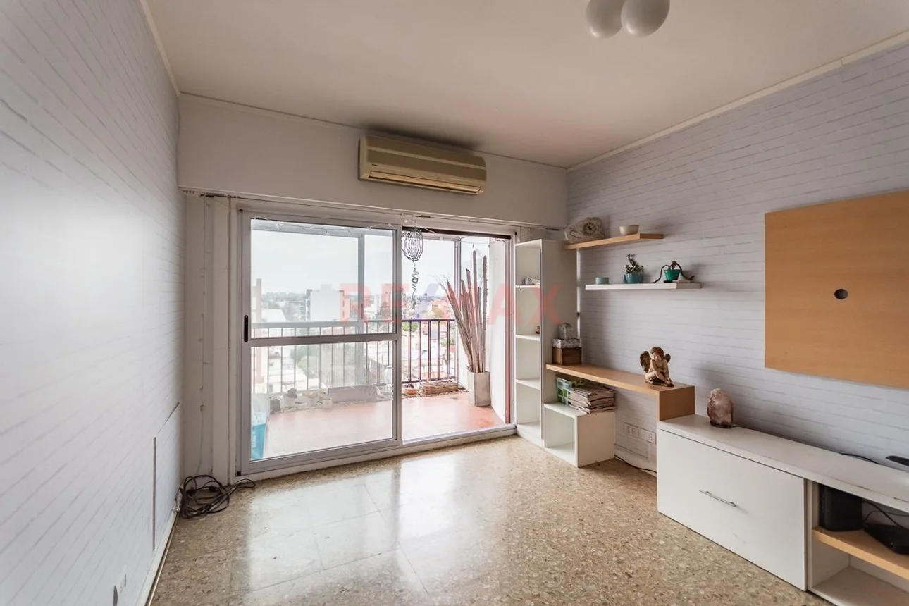 Departamento en venta en Wilde, foto 2