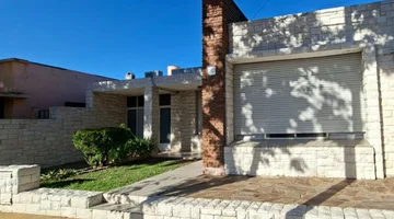 CASA EN VENTA EN PLENO CENTRO DE VENADO TUERTO