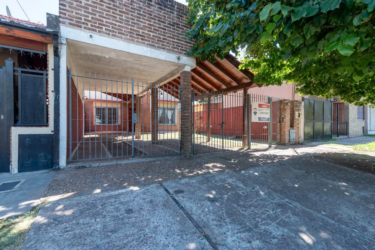 Casa de 3 ambientes en venta en José Mármol, 20 de Septiembre 100, foto 2