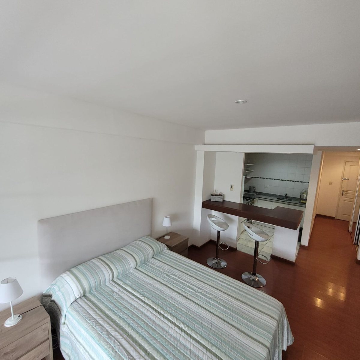 MONOAMBIENNTE AMOBLADO VENTA ZONA TRES CERRITOS - foto 10