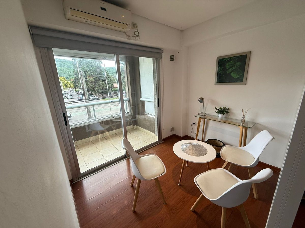 MONOAMBIENNTE AMOBLADO VENTA ZONA TRES CERRITOS - foto 4