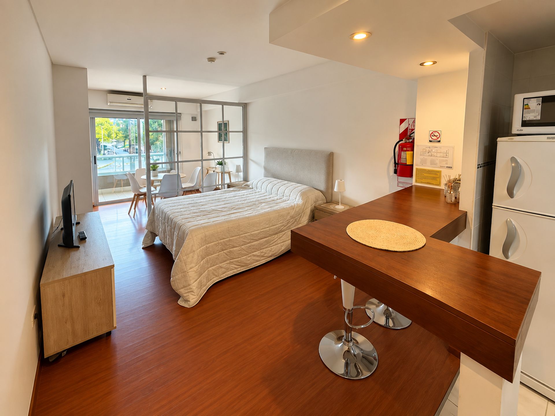 MONOAMBIENTE AMOBLADO VENTA TRES CERRITOS — foto 3