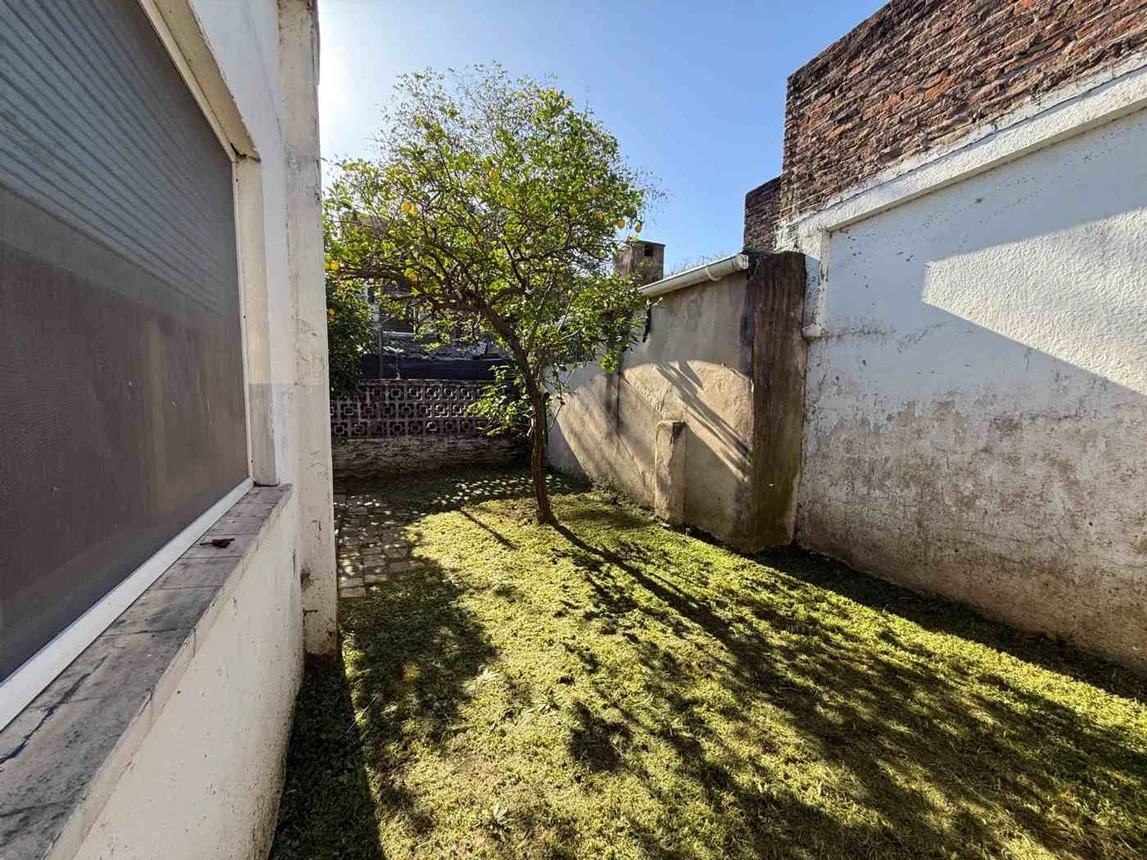 PH de 2 ambientes en venta en Lomas de Zamora, General Frías 1700, foto 2