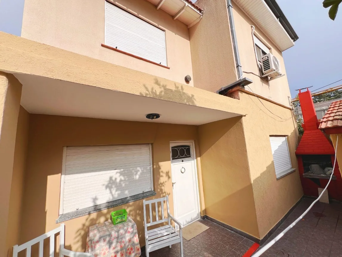 PH de 5 ambientes en venta en Banfield, Godoy Cruz 900