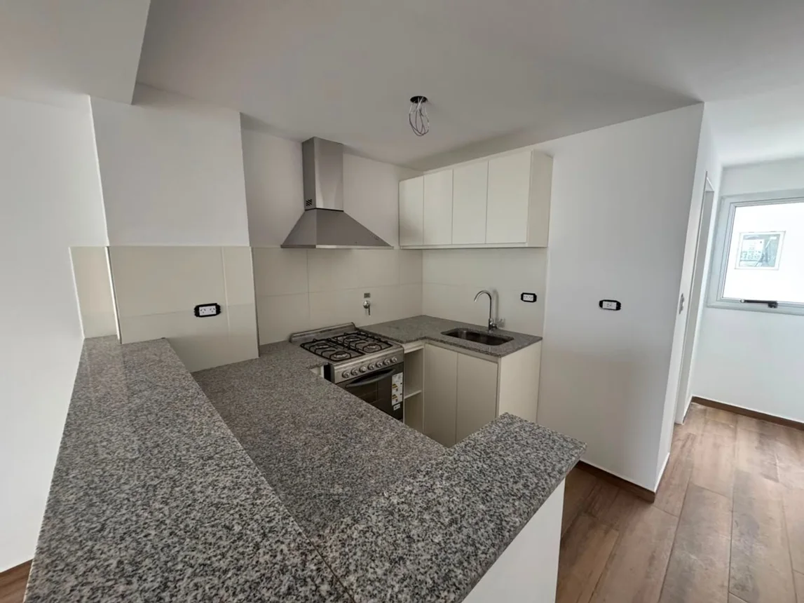 Departamento en venta en La Plata, foto 3
