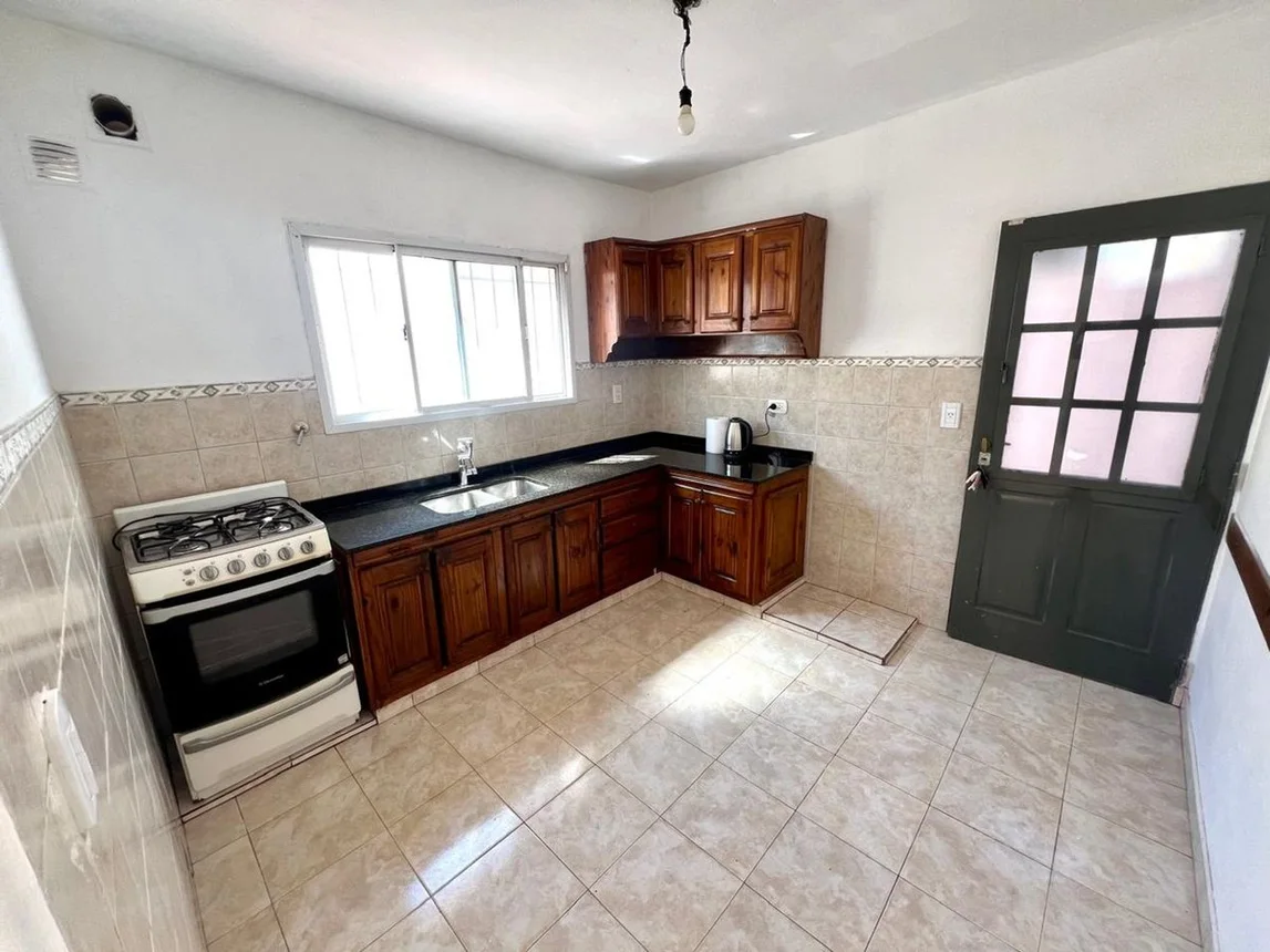 PH de 5 ambientes en venta en El Palomar, Manuel Fluguerto 2300, foto 2