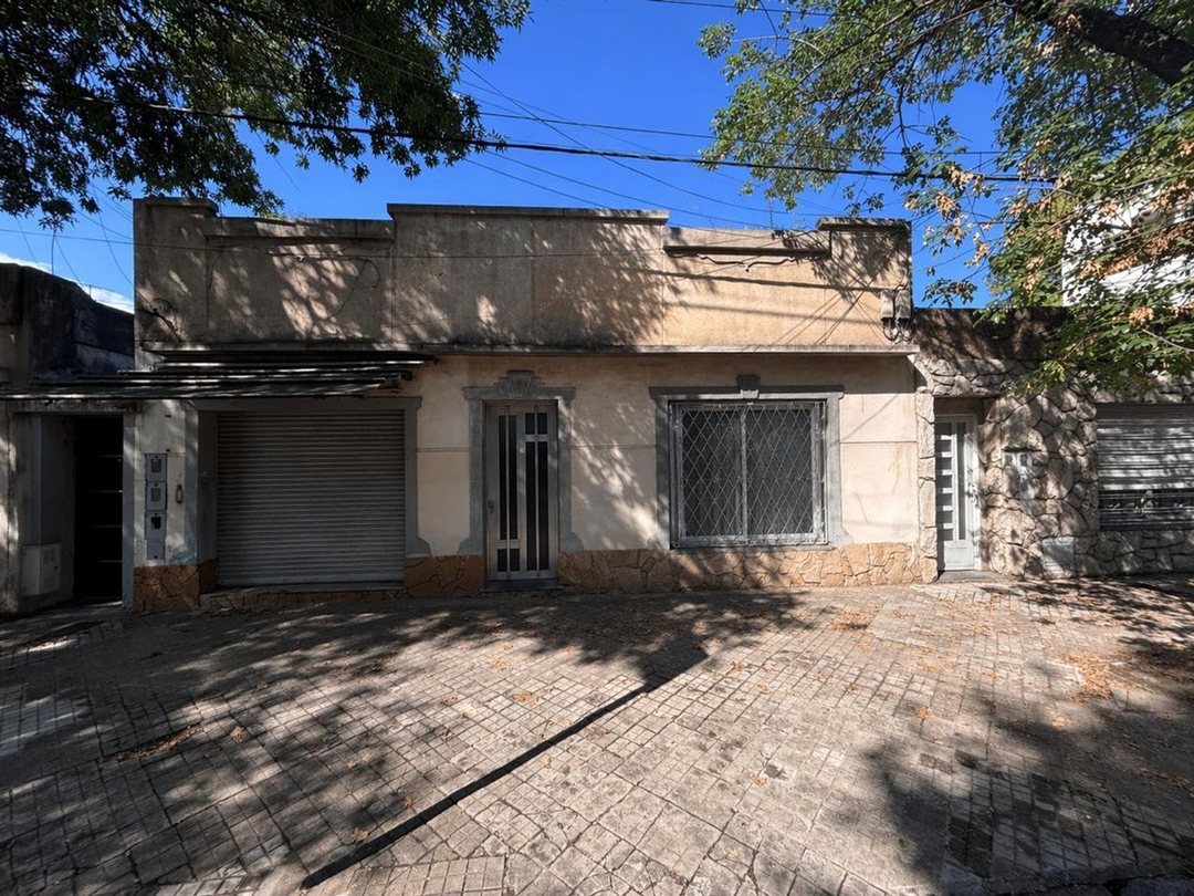 VENTA 2 CASAS + LOCAL COMERCIAL + TERRENO
